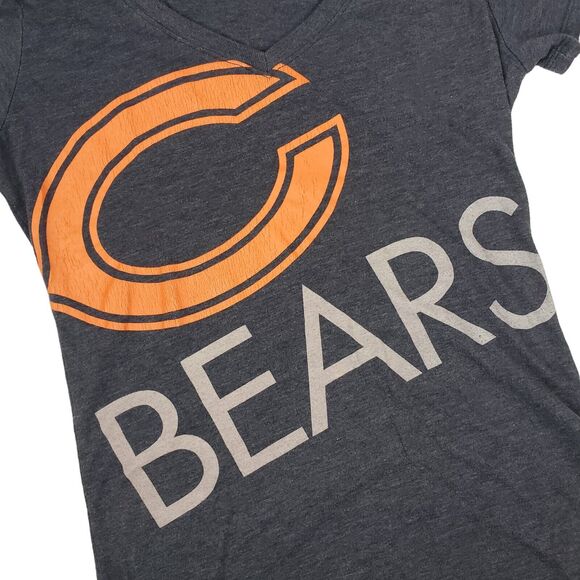 CHICAGO BEARS Shirt Womens Small Blue BIG Spell Out V-neck NIKE NFL Football - Picture 2 of 7